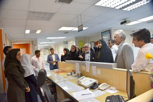 بازدید دکتر الماسی به مناسبت روز پزشک 9