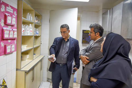 بازدید دکتر دقایقی و سرافرازیان 6