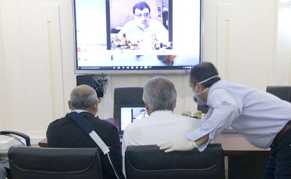 نشست کرونا با وزیر 1