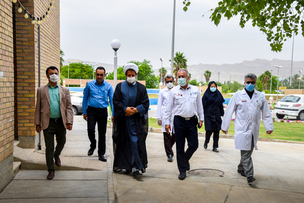 بازدید امام جمعه از بیمارستان  1