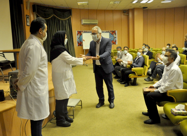 تقدیر از فرحنار مردانی  1