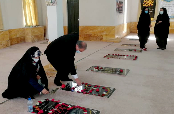 غبارروبی گلزار شهدا 8