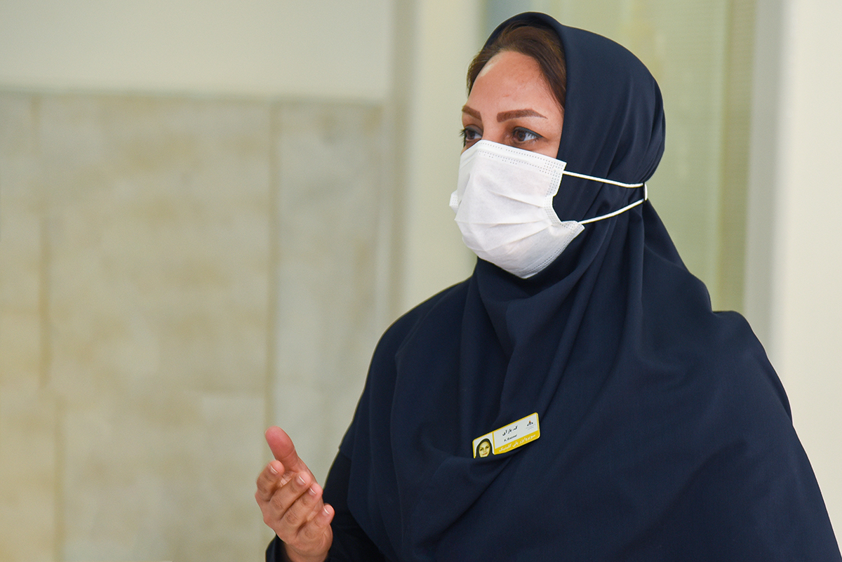 تقدر از مدد کار اجتماعی بیمارستان توسط خیریه مهرورزان الماس جنوب 5