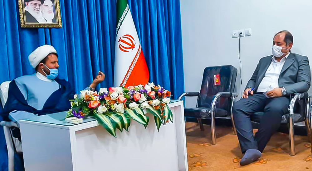 دیدار رئیس بهداشت و درمان صنعت نفت بوشهر و خارگ با امام جمعه شهرستان جم 4