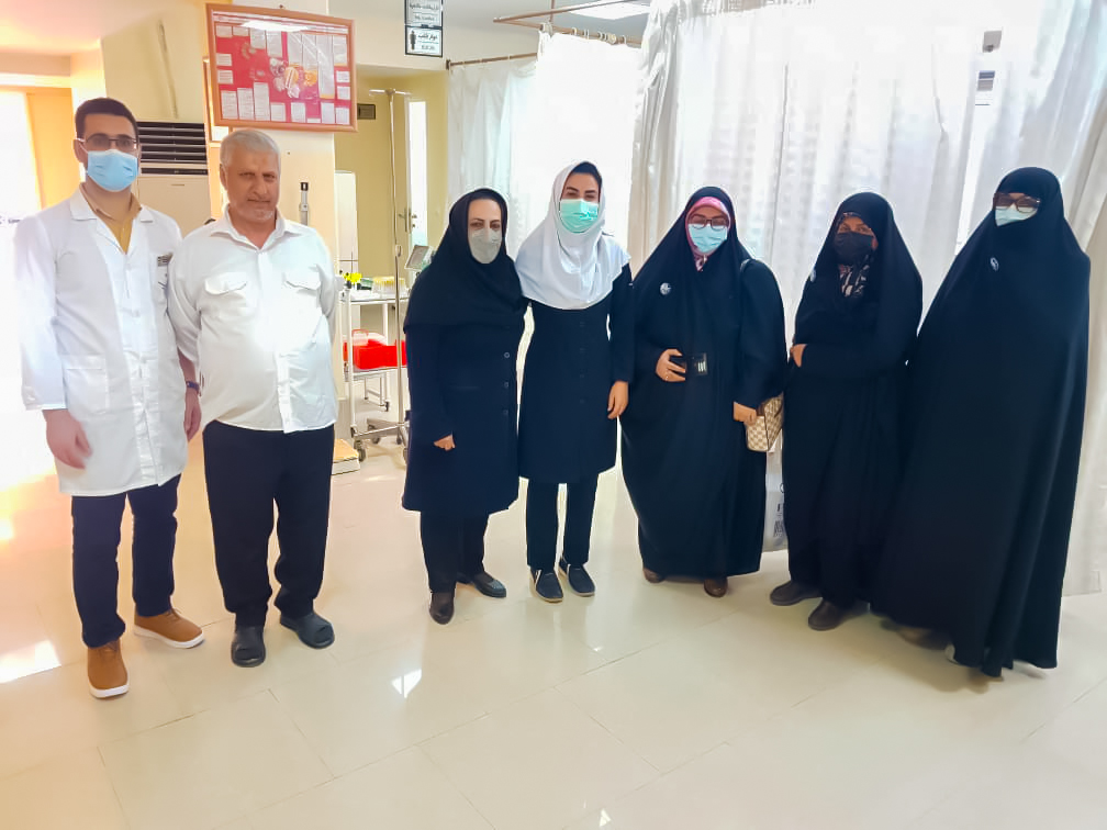 تقدیر گروه فرهنگی جزیره خارگ از پرستان بیمارستان صنعت نفت این جزیره  1