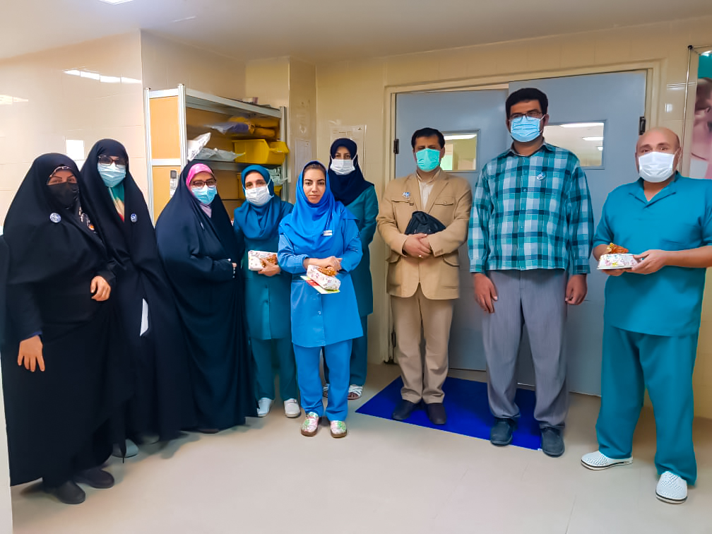 تقدیر گروه فرهنگی جزیره خارگ از پرستان بیمارستان صنعت نفت این جزیره  3