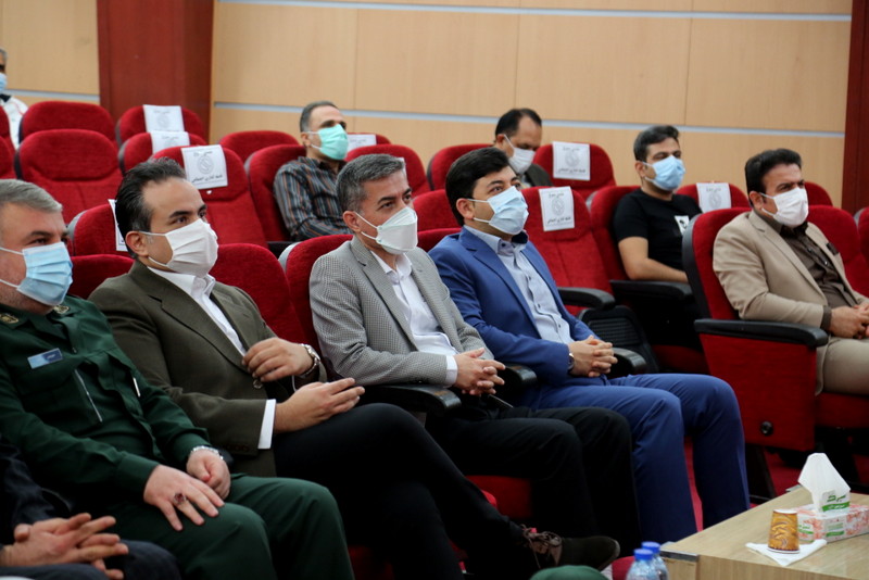 پرستاران و خانواده های شهدای عرصه سلامت خارگ تجلیل شد+تصاویر 3