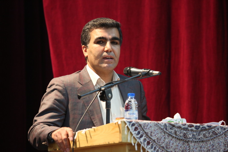 پرستاران و خانواده های شهدای عرصه سلامت خارگ تجلیل شد+تصاویر 11