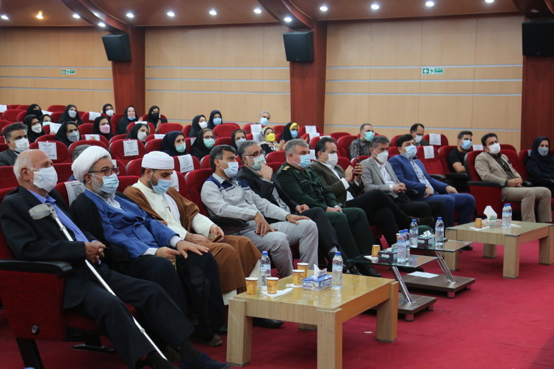 پرستاران و خانواده های شهدای عرصه سلامت خارگ تجلیل شد+تصاویر 21