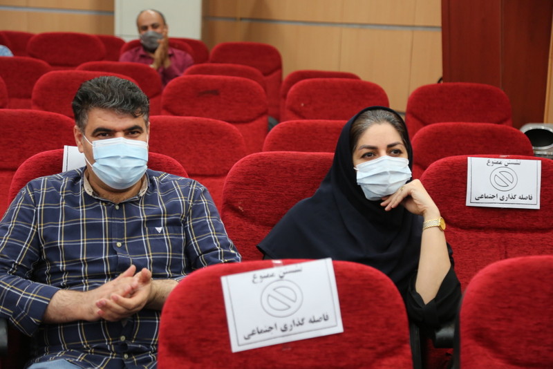 پرستاران و خانواده های شهدای عرصه سلامت خارگ تجلیل شد+تصاویر 33