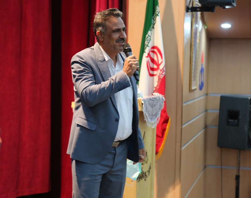 پرستاران و خانواده های شهدای عرصه سلامت خارگ تجلیل شد+تصاویر 36