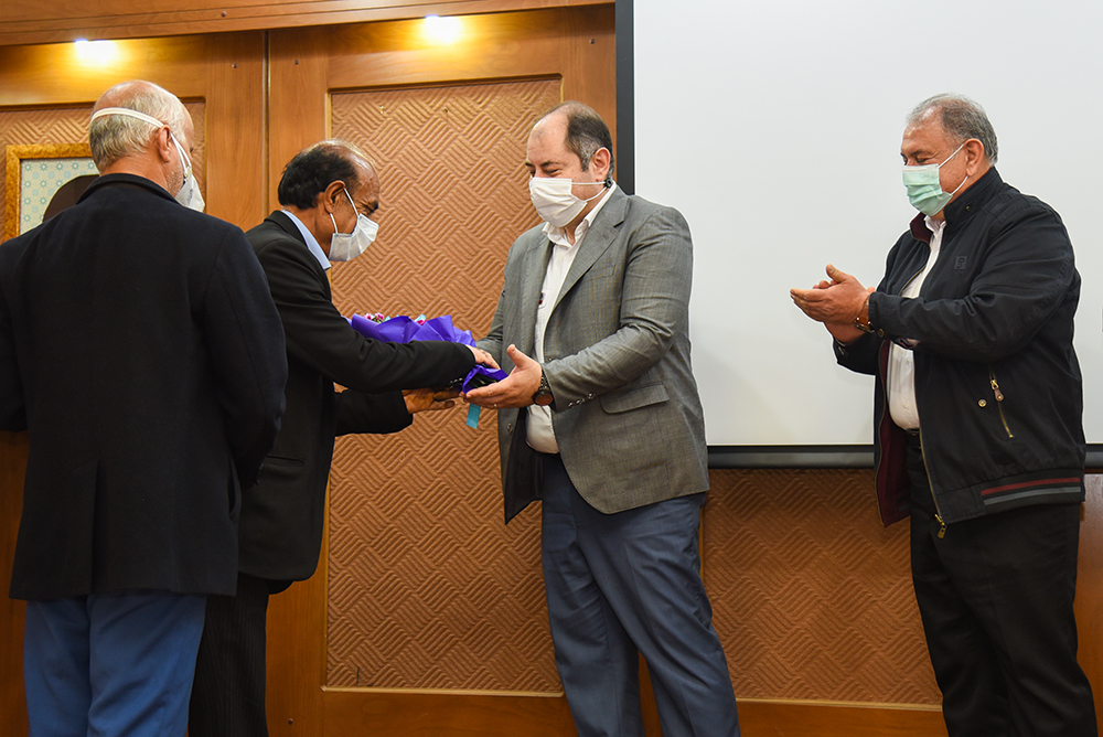 بازنشستگی احمد مدیری 8