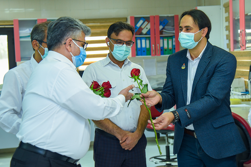 روز آزمایشگاه 7