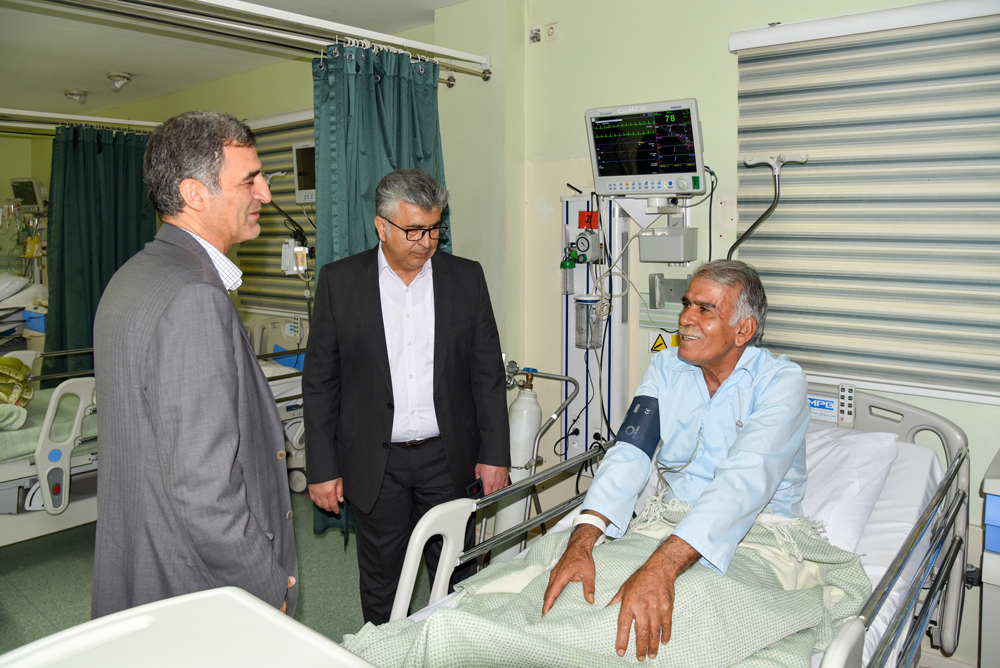 بازدید مدیر عامل سازمان از بیمارستان  23