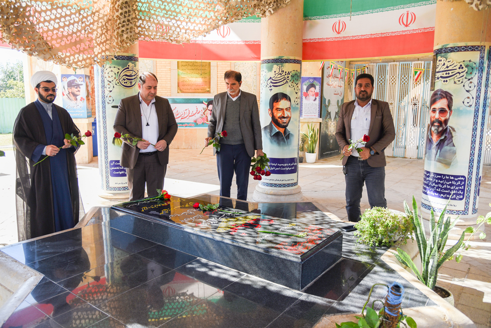 زیارت شهید گمنام- تجلیل از ایثارگران 8