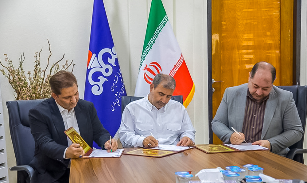 28- انعقاد قرارداد تأمین بالگرد آمبولانس در منطقه ویژه اقتصادی پارس 8