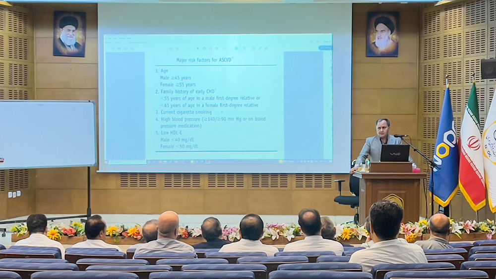 برگزاری همایش پیشگیری از بیماری‌های قلبی و عروقی در پتروشیمی نوری 3
