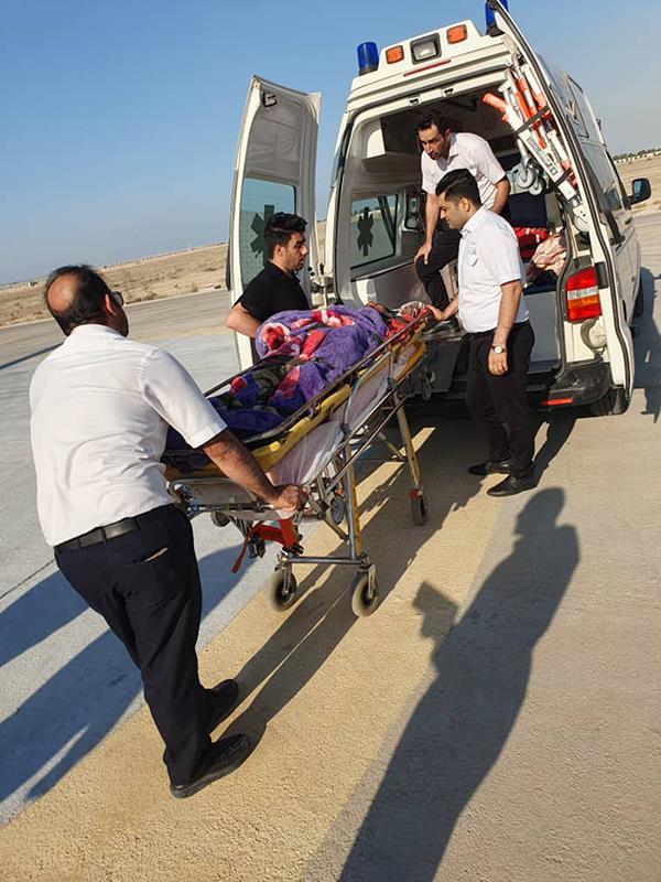 انتقال هوایی مصدوم سکوی دریایی پارس جنوبی به بیمارستان نبی اکرم(ص) عسلویه 4