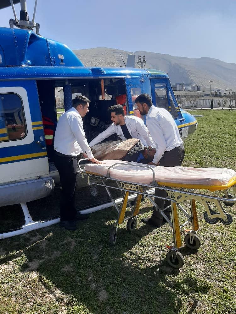انتقال هوایی بیمار قلبی از بیمارستان توحید جم به شیراز
