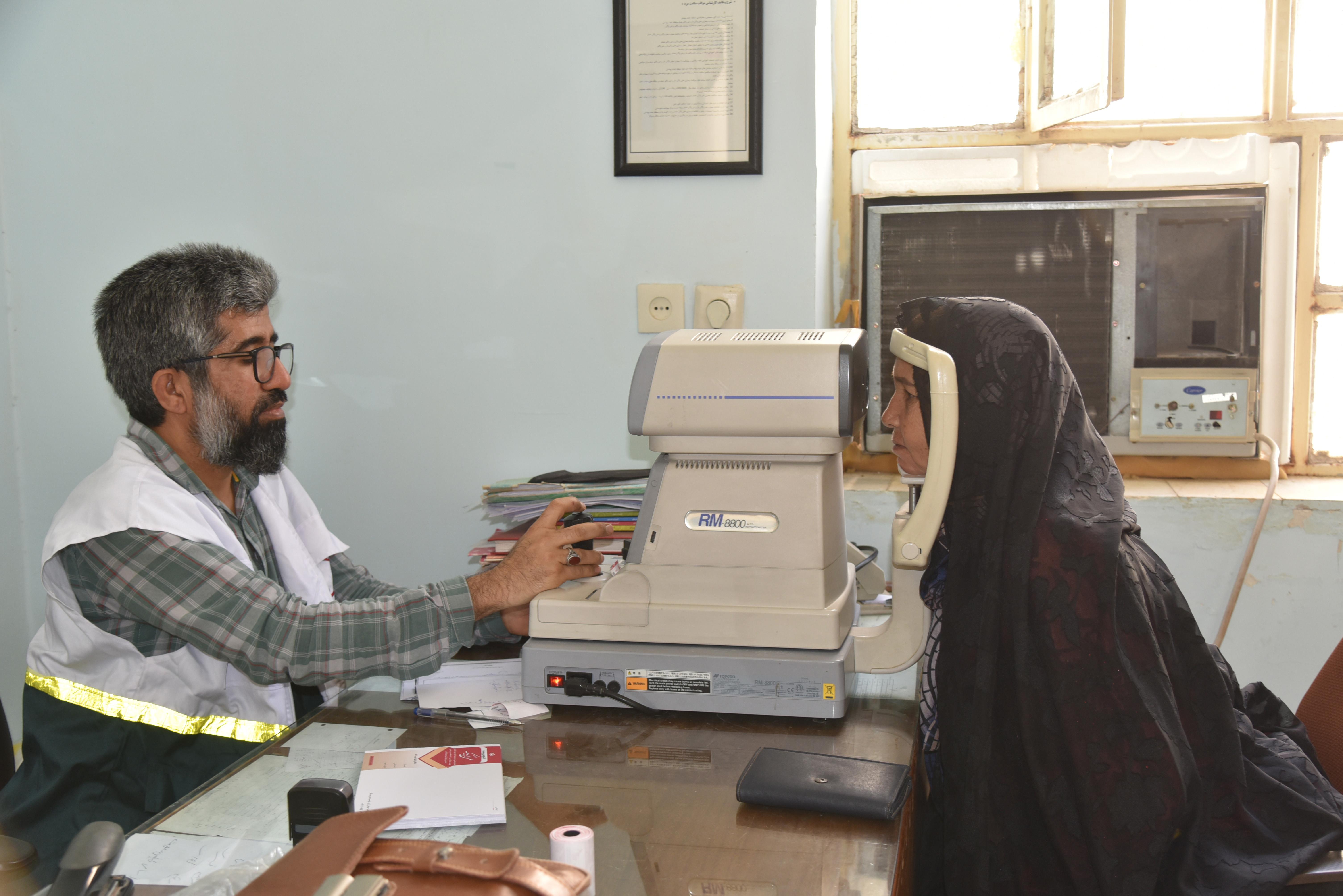 ارائه خدمات رایگان پزشکی در اردوی جهادی روستای سر چشمه