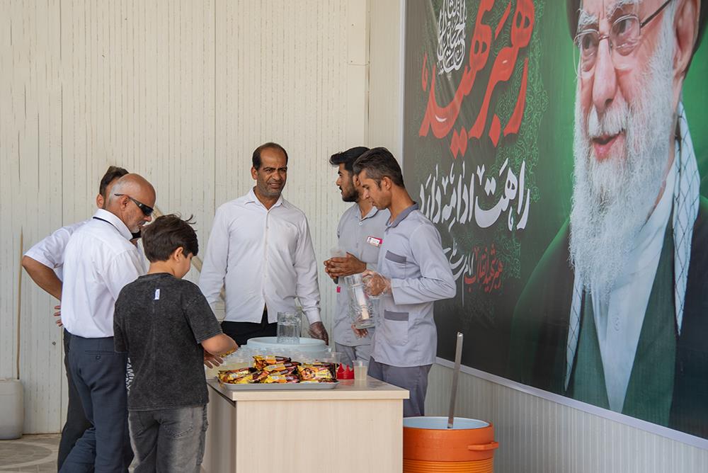 استگاه صلواتی رهبر شهید 3