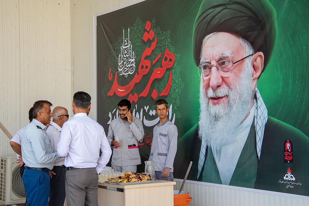 استگاه صلواتی رهبر شهید 2