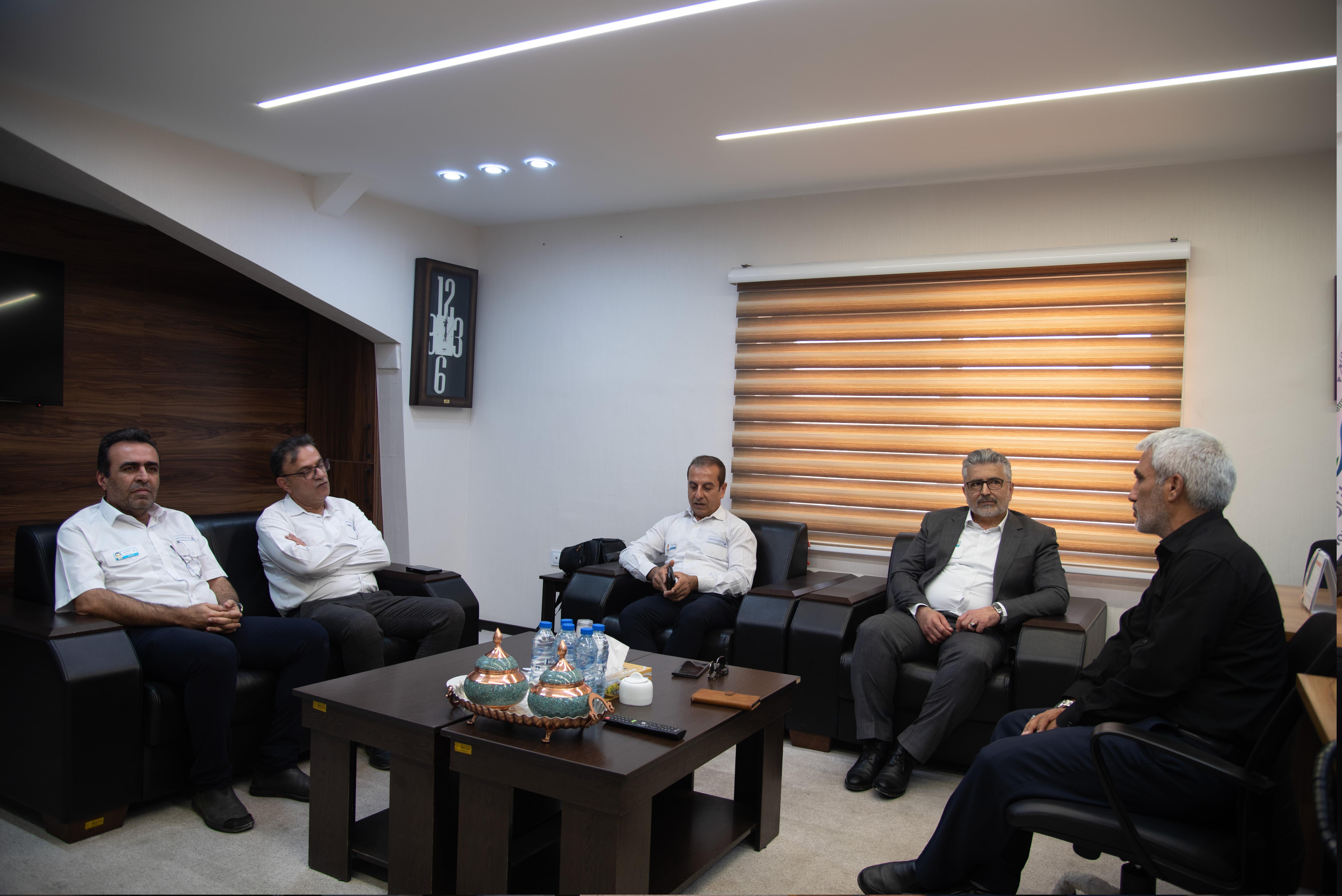 تأکید بر ارتقای خدمات سلامت در شهرک پردیس جم؛ قدردانی مدیریت شهرک از عملکرد بهداشت و درمان صنعت نفت بوشهر